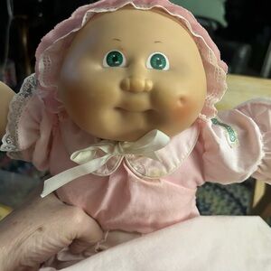“Vintage Cabbage Patch Kids Doll – Coleco / Original Preemie